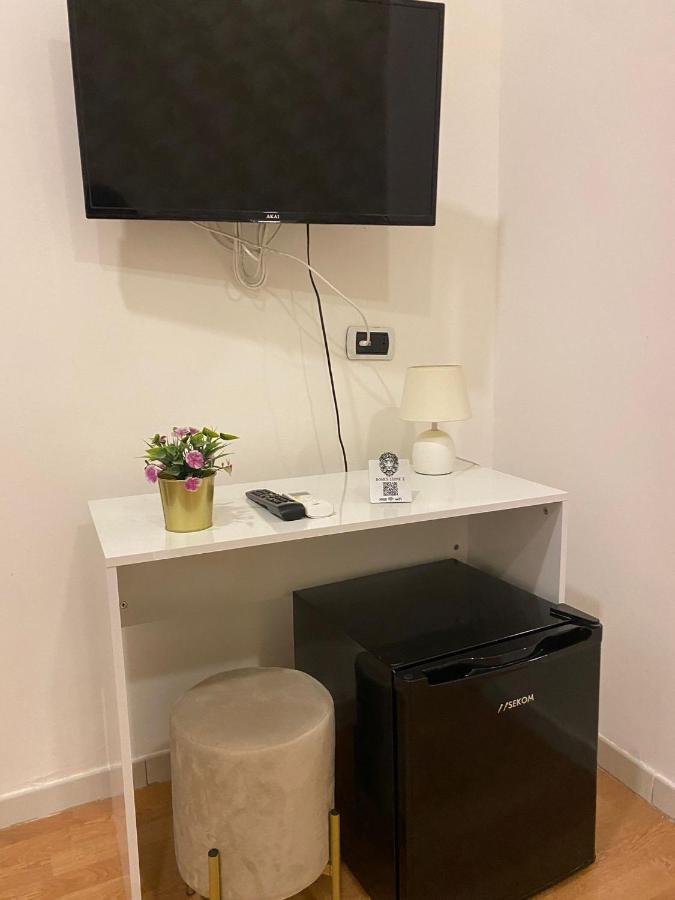 Domus Luigi Leone 2 Bed & Breakfast Napoli Eksteriør bilde
