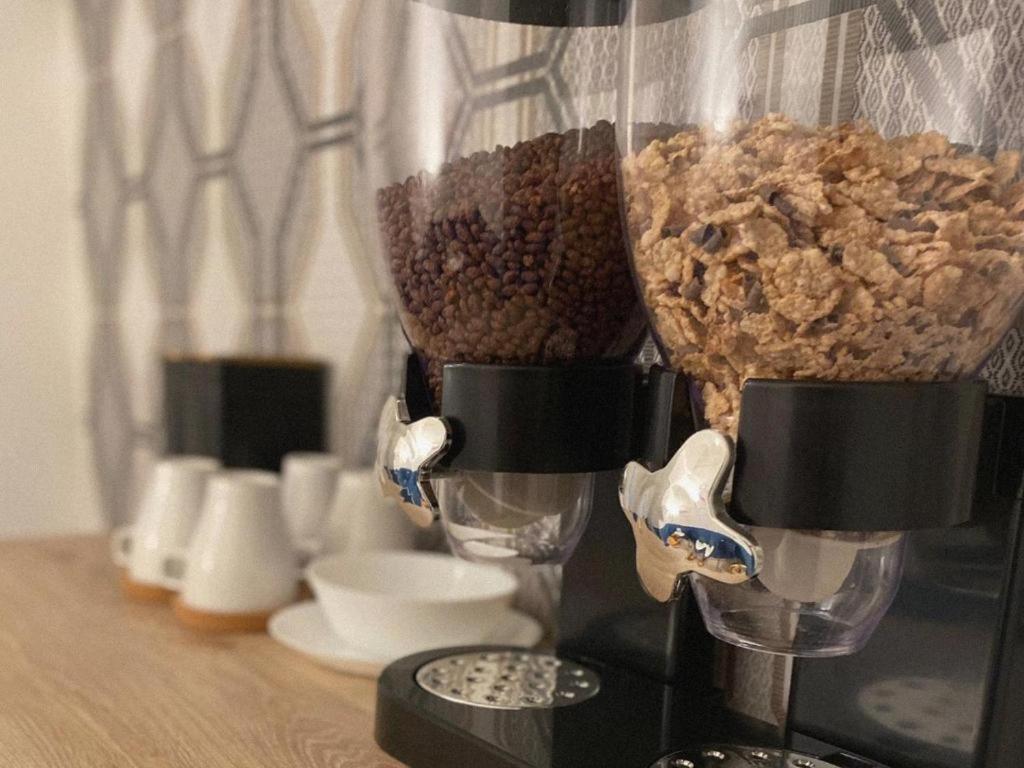 Domus Luigi Leone 2 Bed & Breakfast Napoli Eksteriør bilde